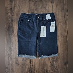 Calvin Klein Mid Rise Skinny Shorts